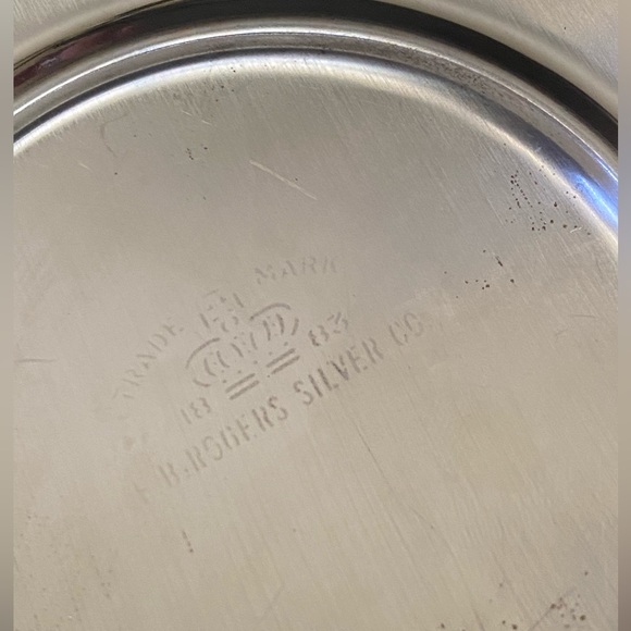 F B Rogers silver co plate. - Picture 5 of 5